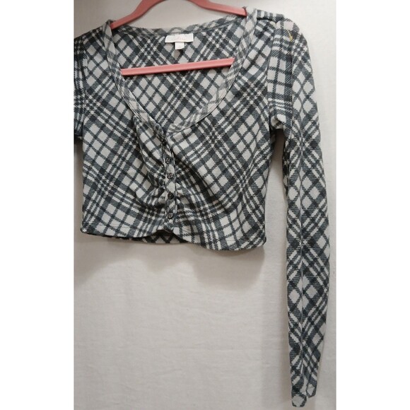 Y2K Colsie Women's Plaid Long Sleeve Button-Front Cropped Top Gray White Small - Picture 3 of 7